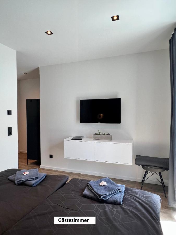 "Auslese 54" -Direkt Am Moselufer- Gaestezimmer & Ferienwohnung Traben-Trarbach Esterno foto